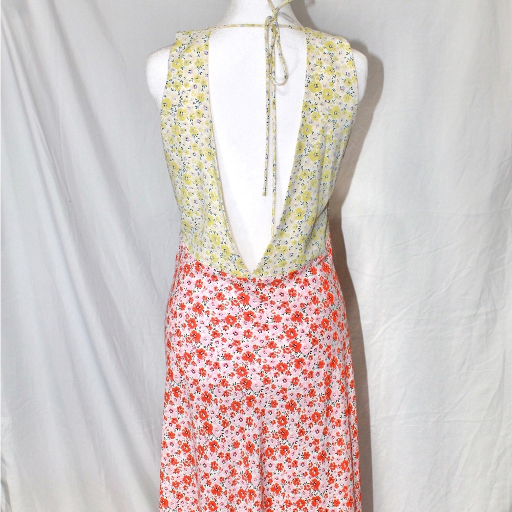 Vrg Grl Floral V-Neck Maxi Dress in Pink and Cream - Picture 6 of 8